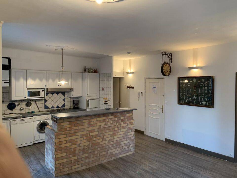 Appartement 3 pièces 85 m² · à Sète · 85 m² · 1 300 €
