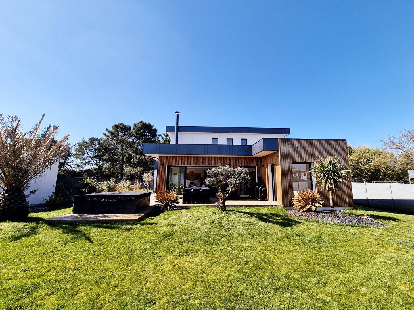Maison 6 pièces 170 m² · à Le Haillan · 170 m² · 900 000 €