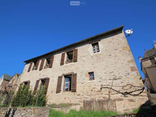 Maison à vendre 157 600 € 4 pièces 2 chambres 120 m² 196 m² de terrain Najac 12270
