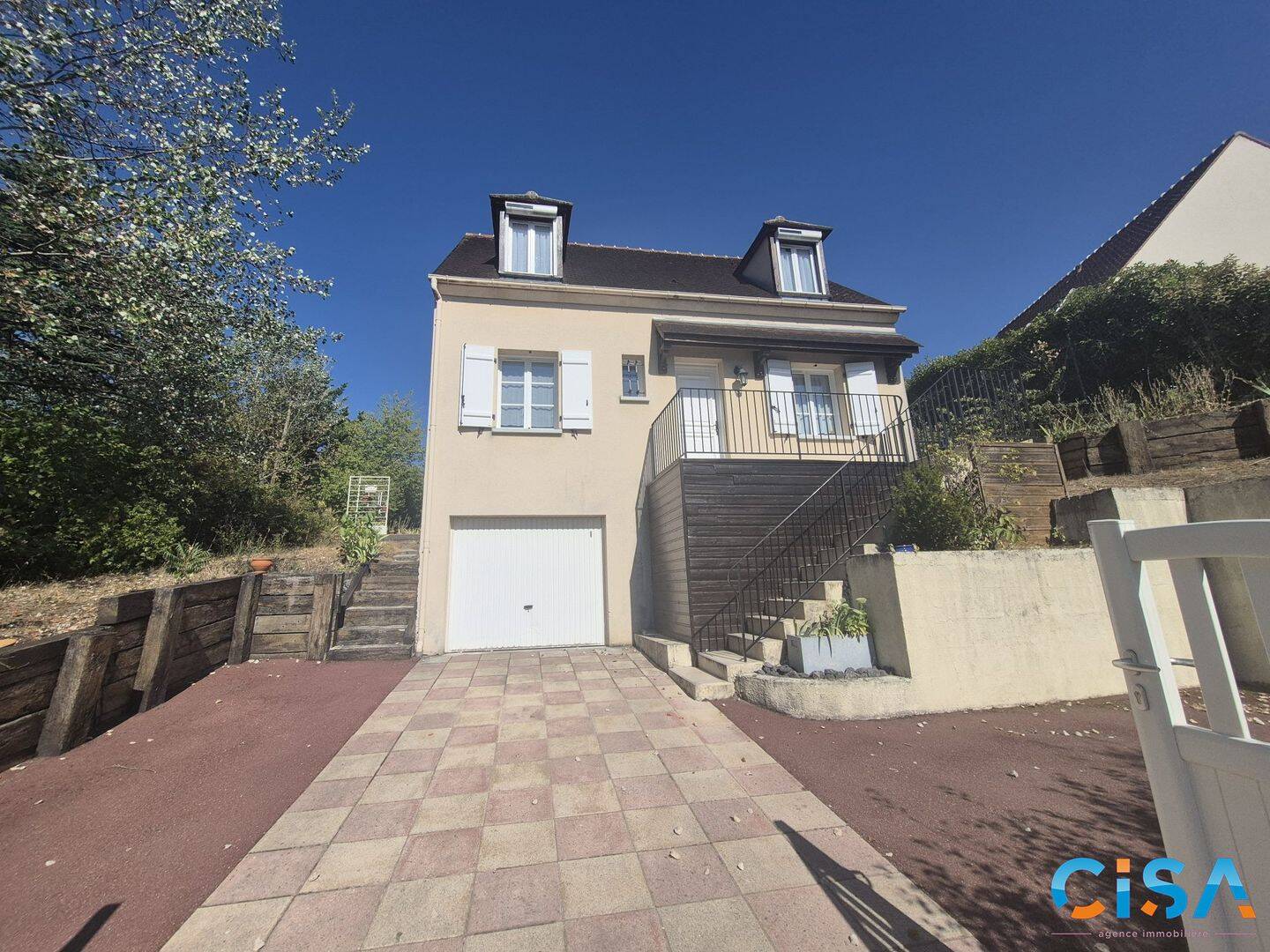Maison 5 pièces 81 m² · à Fleurines · 80,7 m² · 1 527 €
