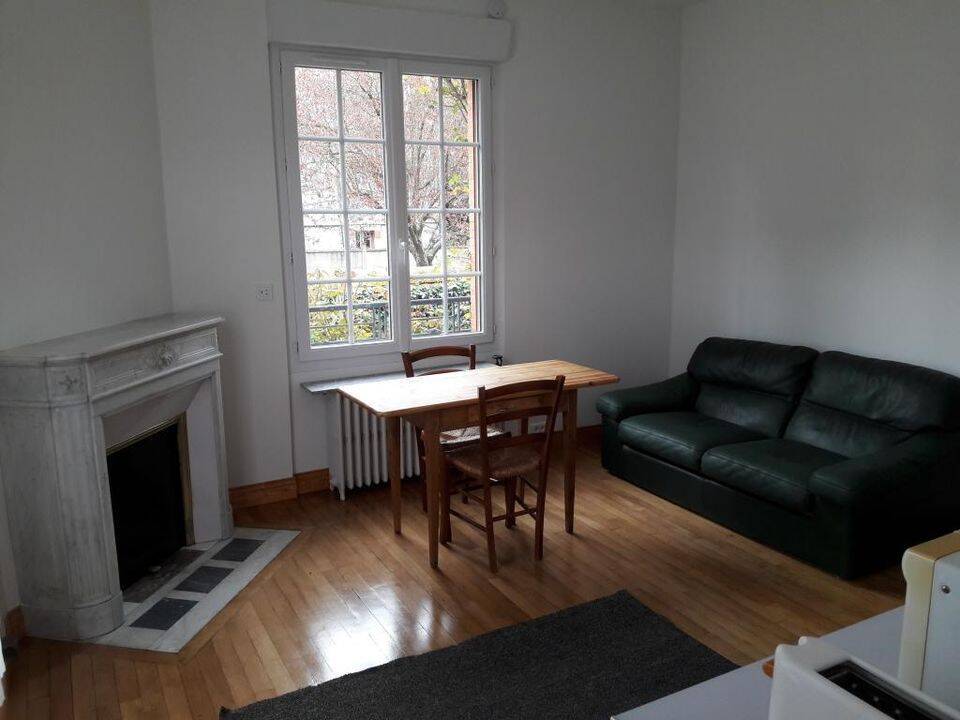 Appartement 2 pièces 35 m² · à Orléans · 35 m² · 590 €