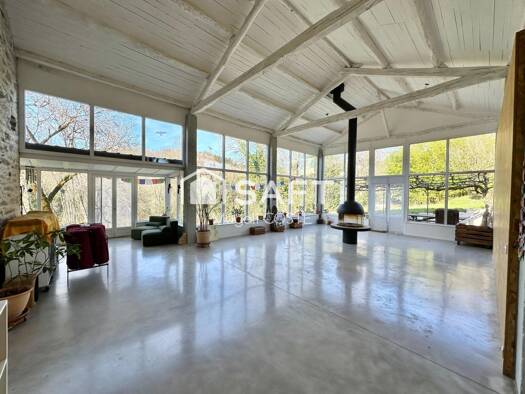 Maison à vendre 340 000 € 12 pièces 6 chambres 440 m² 10 822 m² de terrain Le Masnau-Massuguiès 81530