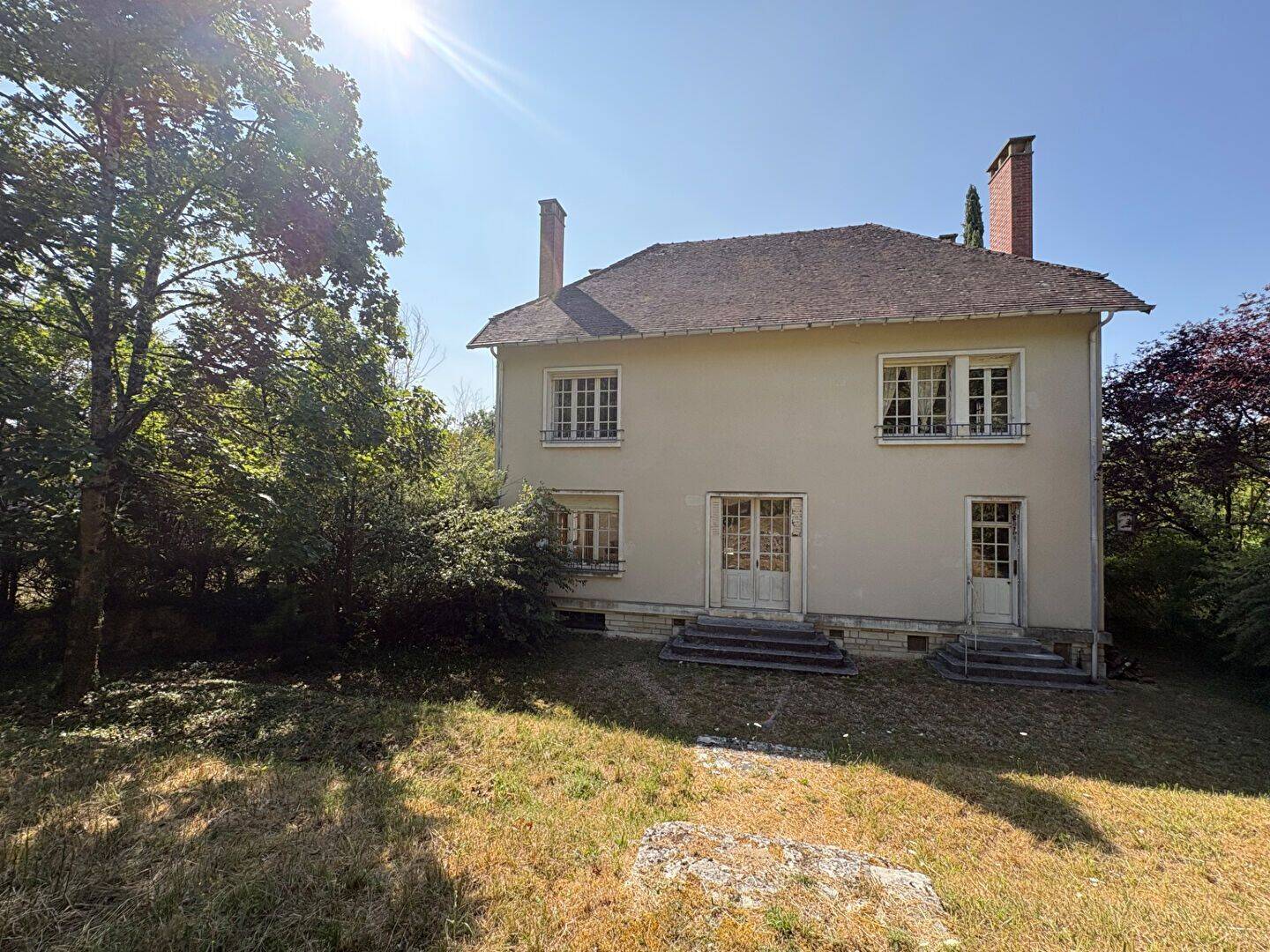 Maison 8 pièces 215 m² · à La Roche-Posay · 215 m² · 244 000 €