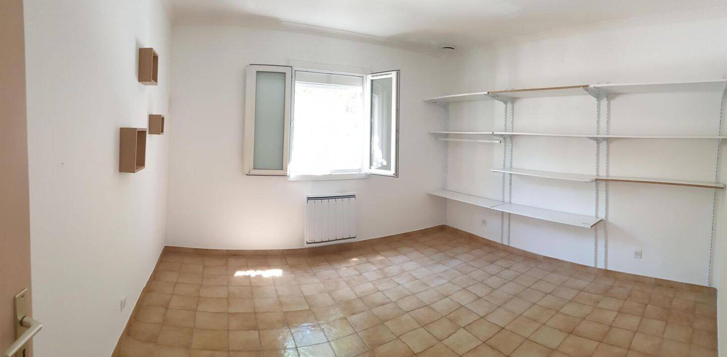 Maison 4 pièces 96 m² · à Saint-Christol-lès-Alès · 96 m² · 900 €