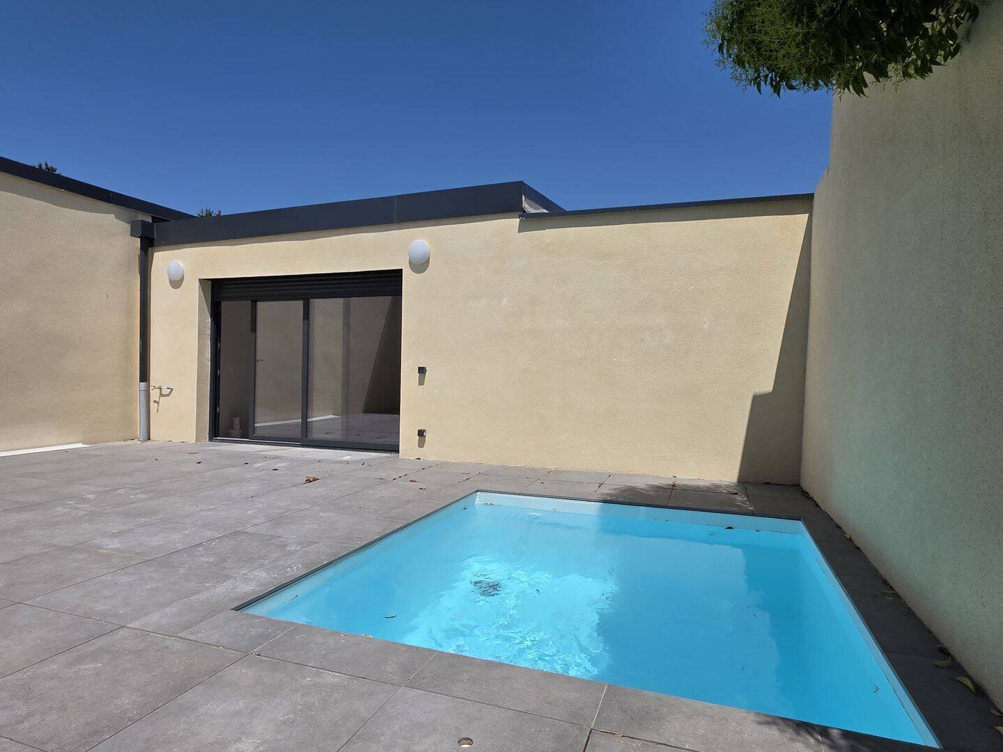 Appartement 5 pièces 179 m² · à Romans-sur-Isère · 179 m² · 299 000 €