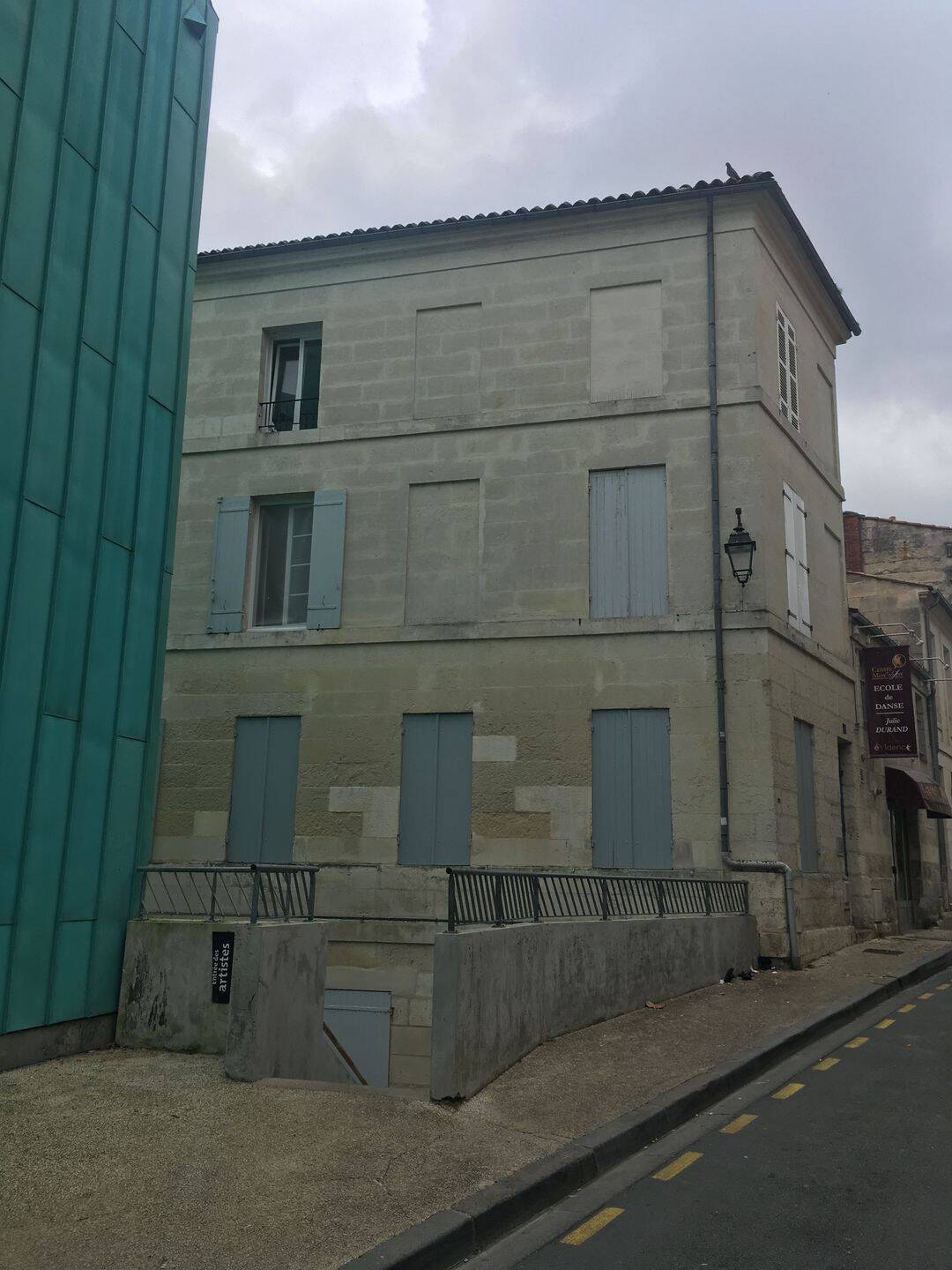 Maison 6 pièces 295 m² · à Saintes · 295 m² · 629 000 €