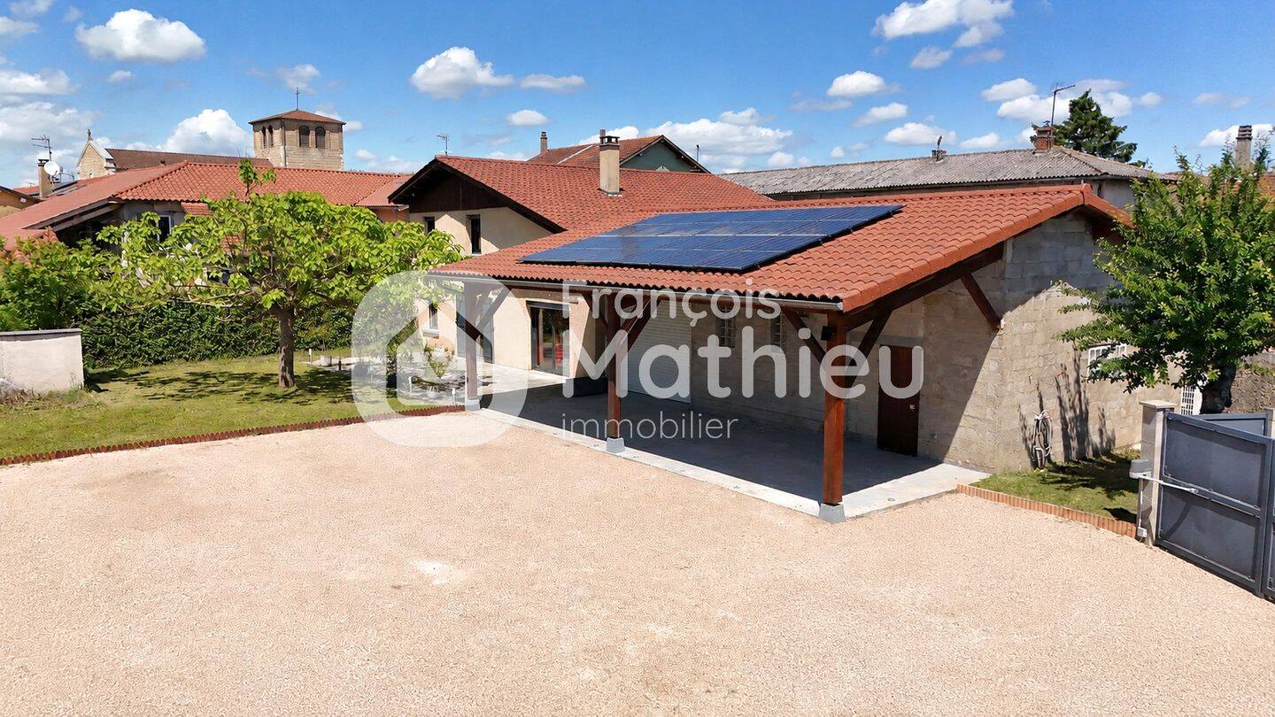 Maison 6 pièces 177 m² · à Villars-les-Dombes · 177 m² · 350 000 €