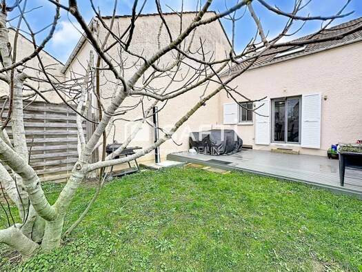 Maison à vendre 279 070 € 4 pièces 3 chambres 87 m² 132 m² de terrain Les Eguerets Jouy-le-Moutier 95280