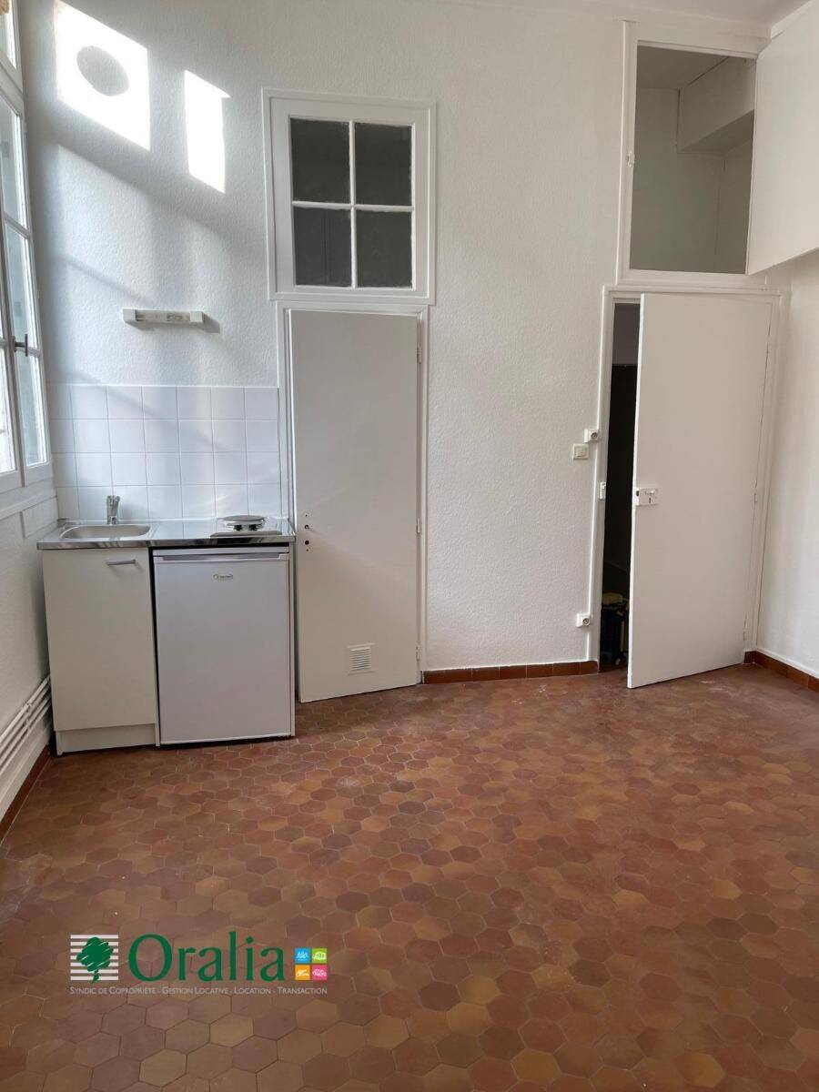 Appartement 1 pièce 19 m² · à Dijon · 18,9 m² · 300 €