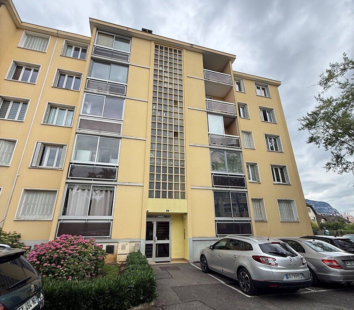 Appartement 4 pièces 66 m² · à Ambilly · 66 m² · 210 000 €