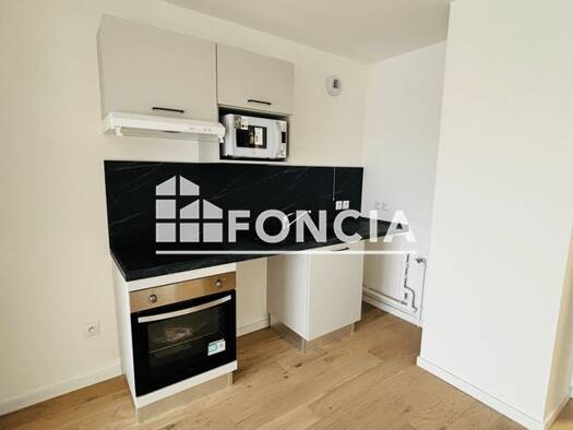 Appartement à louer 563 € 2 pièces 1 chambre 40 m² 5ème étage Nord Ouest Lens 62300