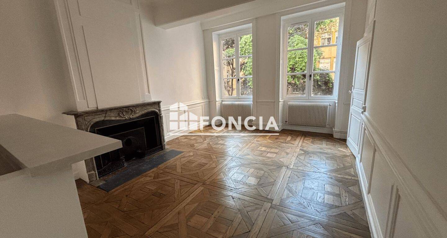Appartement 3 pièces 74 m² · à Lyon 5ème Arrondissement · 74,3 m² · 1 400 €