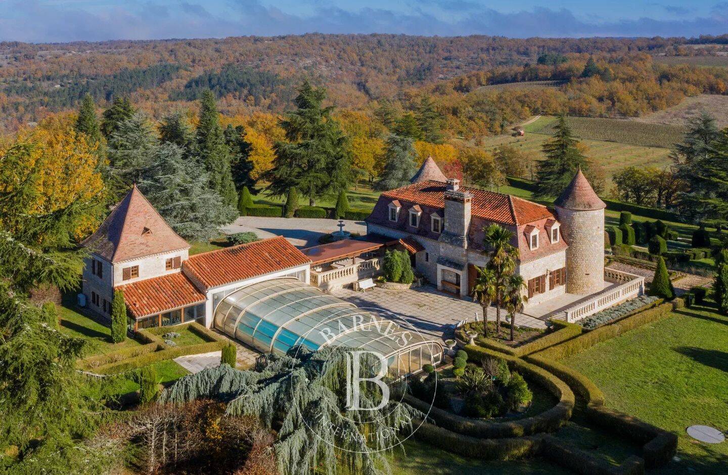 Maison 12 pièces 300 m² · à Cahors · 300 m² · 1 370 000 €