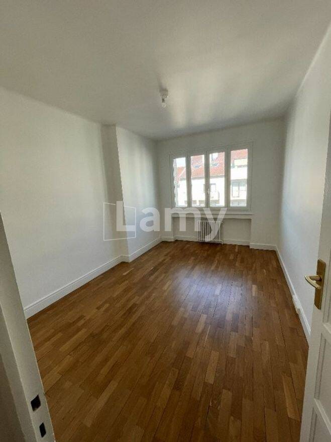 Appartement 2 pièces 55 m² · à Lyon 4ème Arrondissement · 55 m² · 819 €