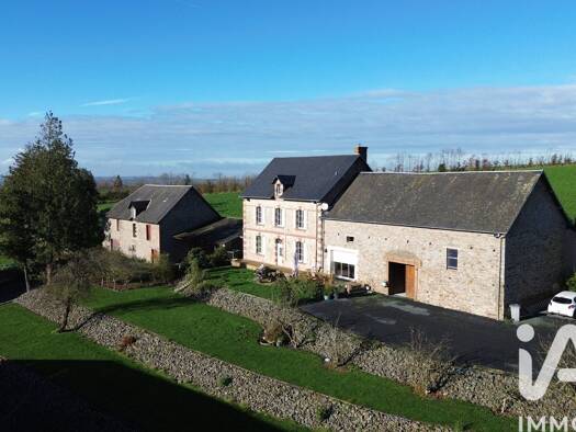 Maison à vendre 619 900 € 5 pièces 4 chambres 245 m² 45 000 m² de terrain Cahagnes 14240