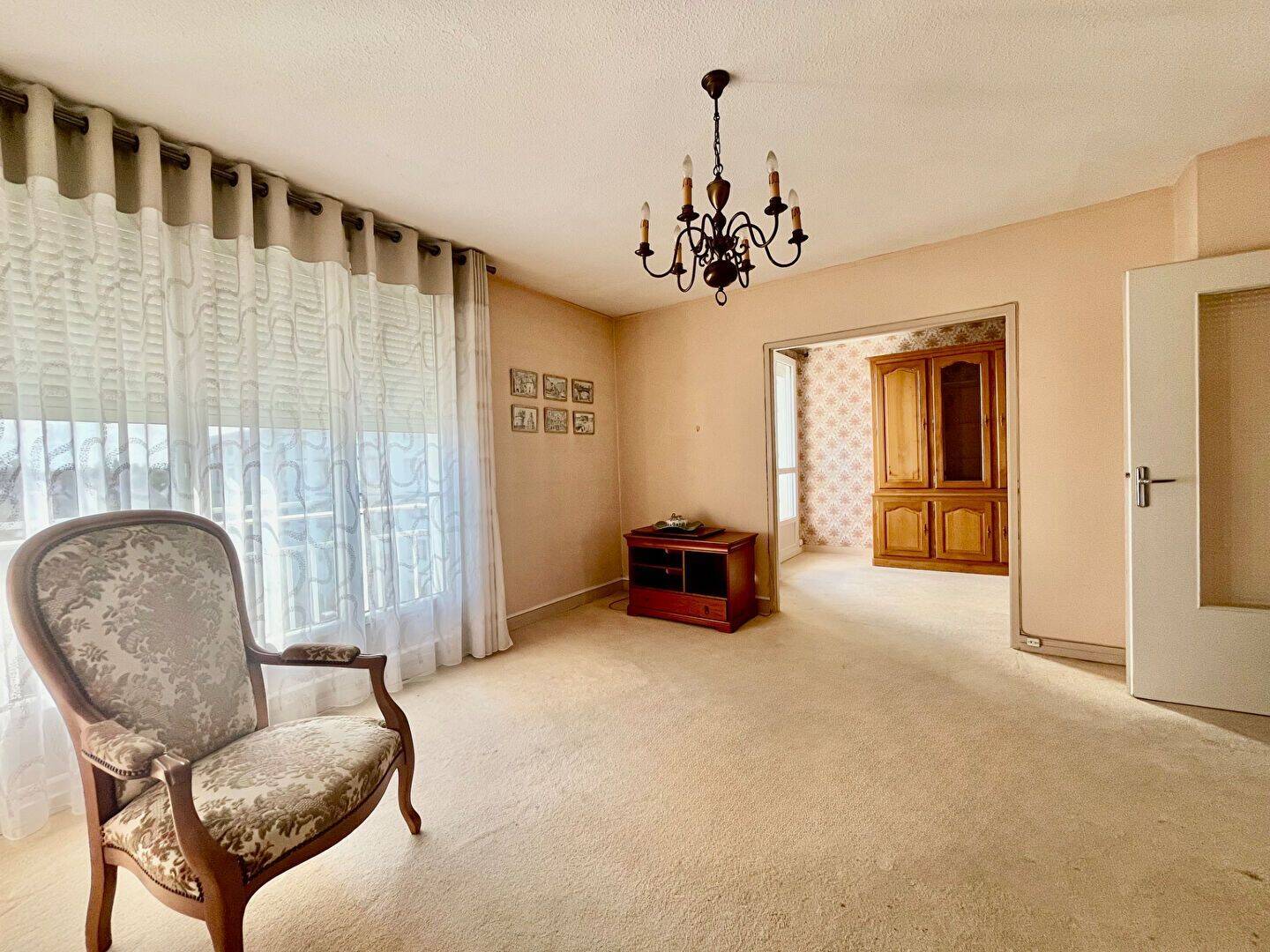 Appartement 4 pièces 73 m² · à Rezé · 73 m² · 144 000 €