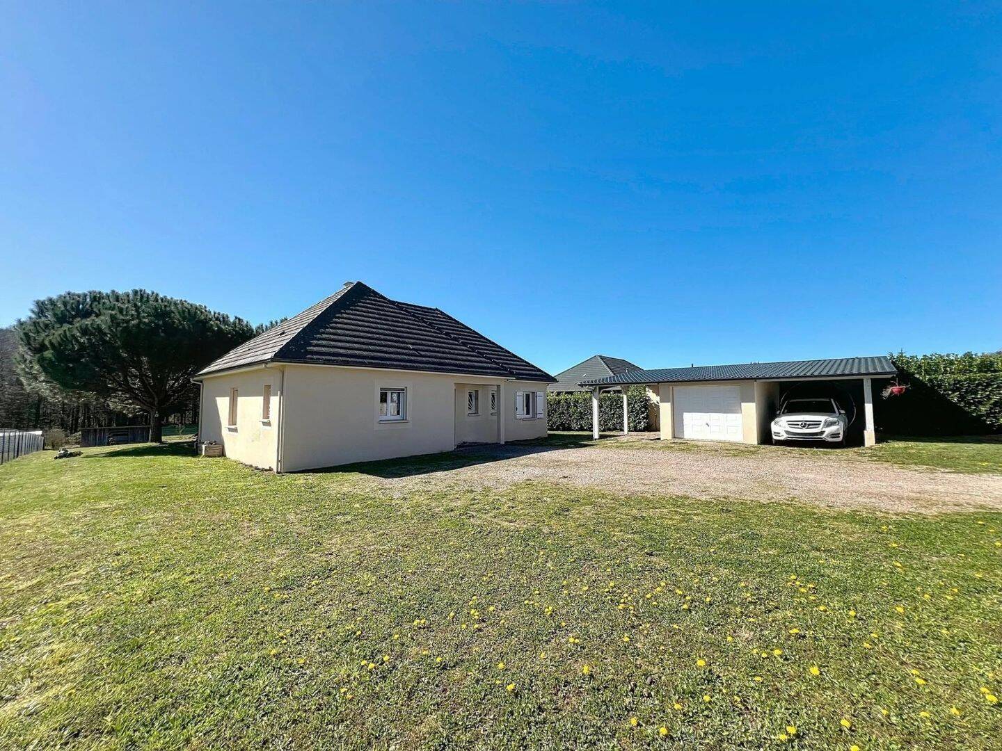 Maison 4 pièces 96 m² · à Aubazines · 96 m² · 950 €/mois