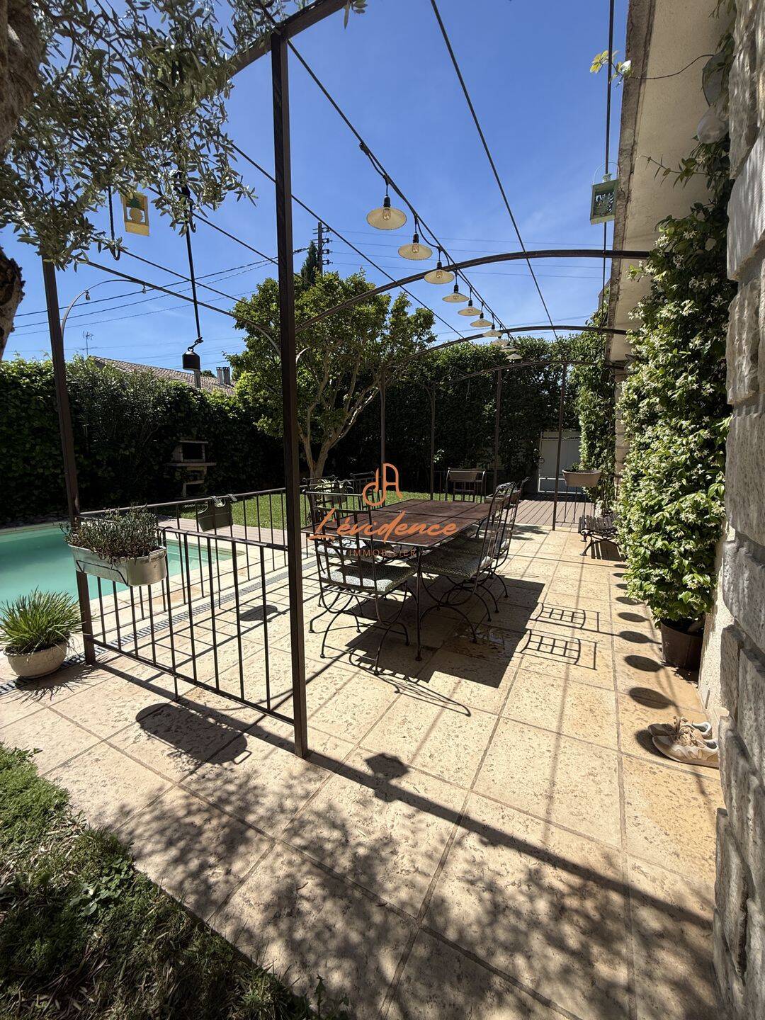 Maison 7 pièces 174 m² · à Montélimar · 174 m² · 369 000 €