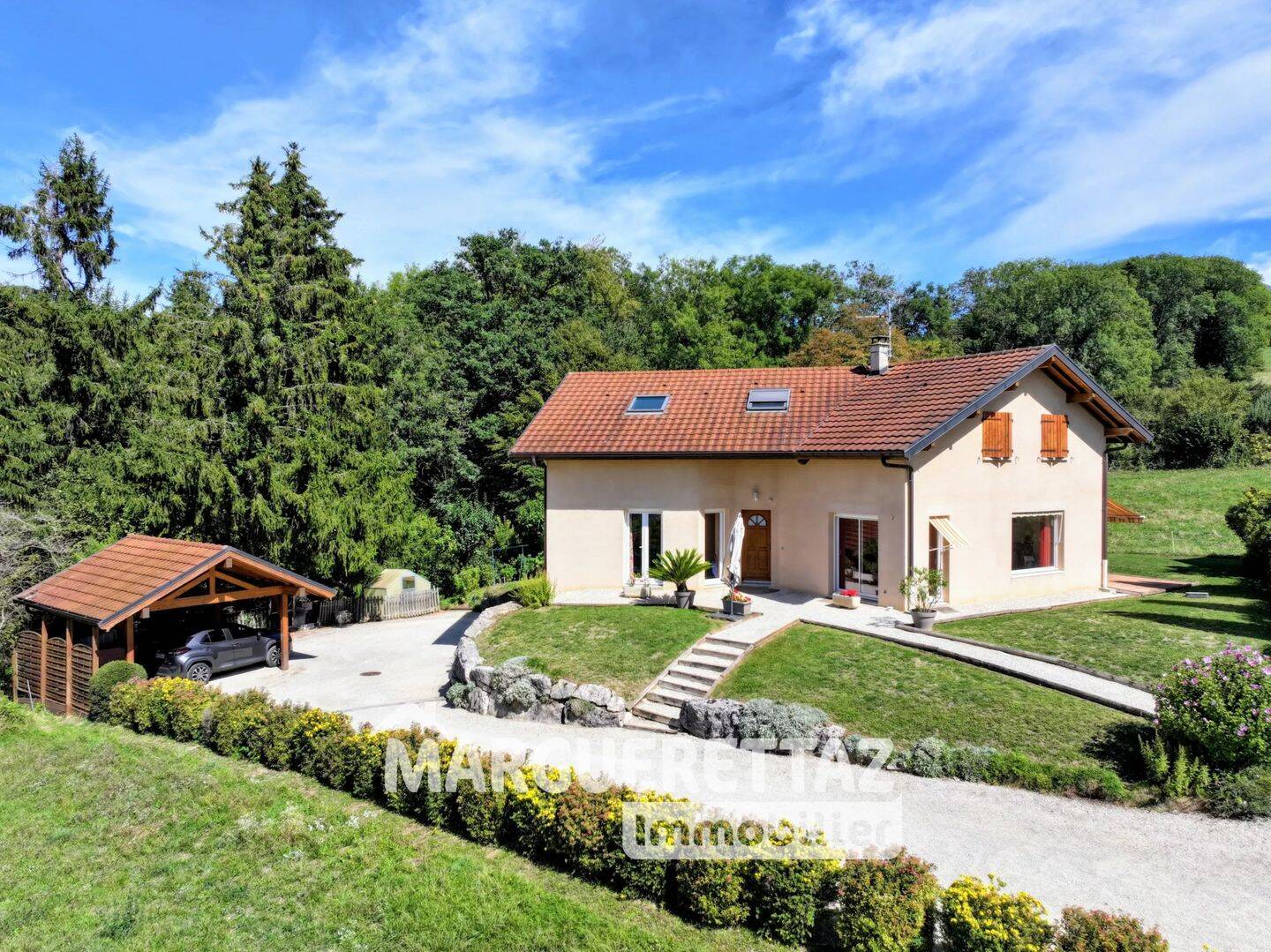 Maison 8 pièces 196 m² · à Faucigny · 196 m² · 730 000 €