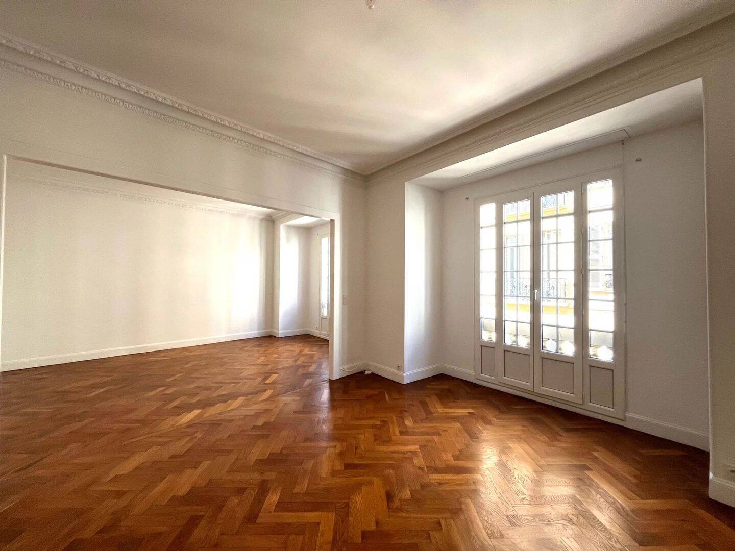 Appartement 4 pièces 126 m² · à Nice · 126,3 m² · 2 220 €/mois