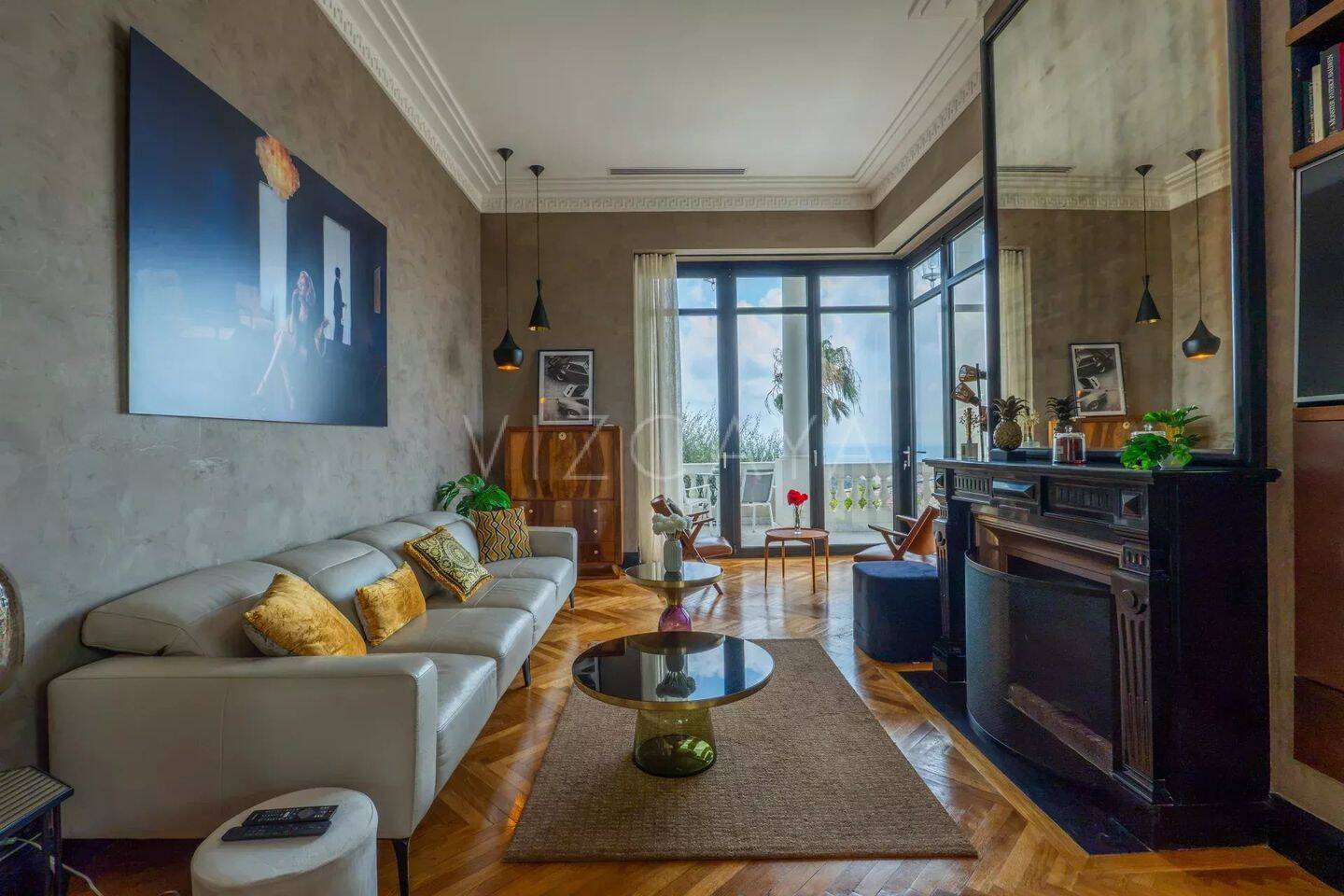 Maison 8 pièces 254 m² · à Nice · 253,7 m² · 22 500 €/mois
