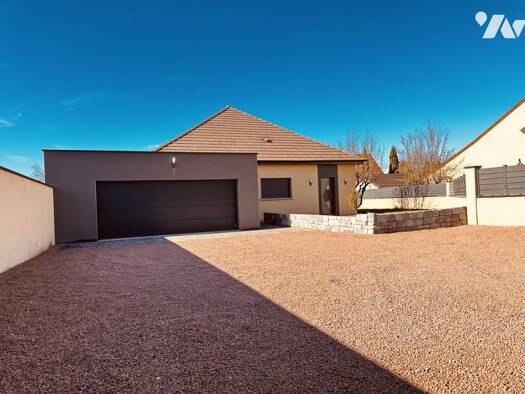 Maison de plain-pied à vendre 330 000 € 3 chambres 104 m² 800 m² de terrain Saint-Aubin 39410