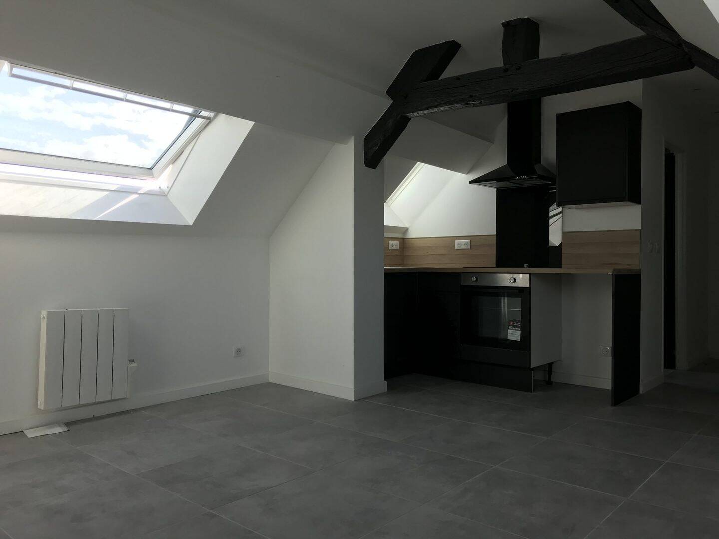Appartement 1 pièce 21 m² · à Louviers · 21 m² · 477 €/mois