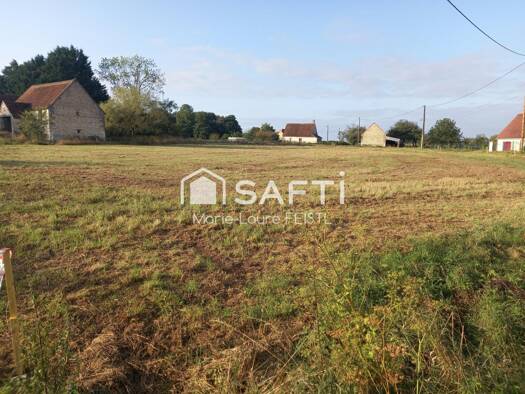 Terrain constructible à vendre 26 000 € 1 452 m² de terrain Mouzay 37600