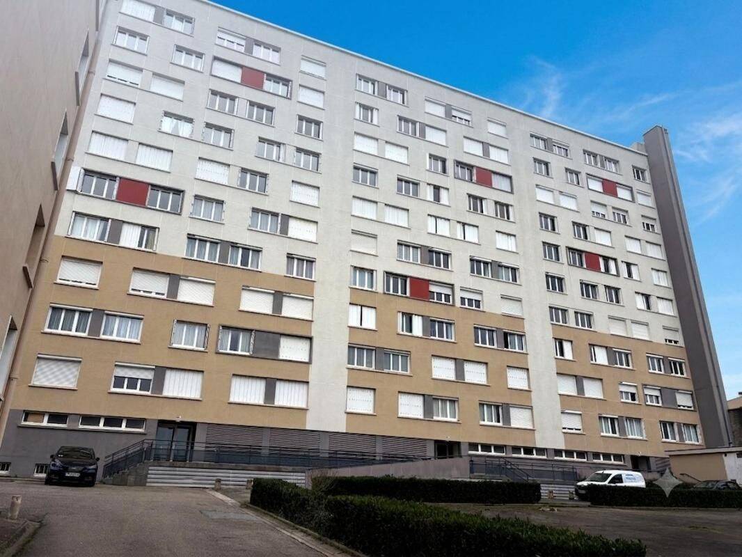 Appartement 3 pièces 65 m² · à Limoges · 65 m² · 68 000 €