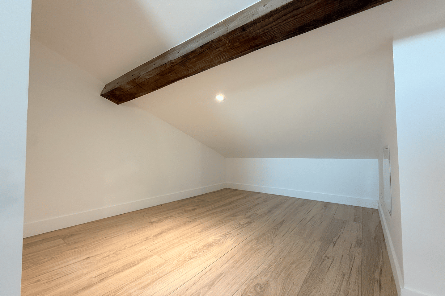 Appartement 4 pièces — 16