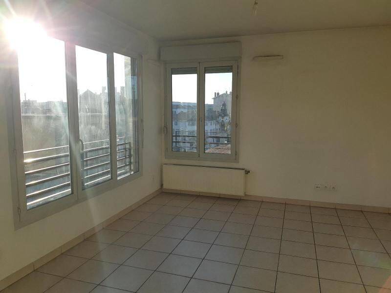 Appartement 2 pièces 40 m² · à Tassin-la-Demi-Lune · 39,6 m² · 692 €/mois