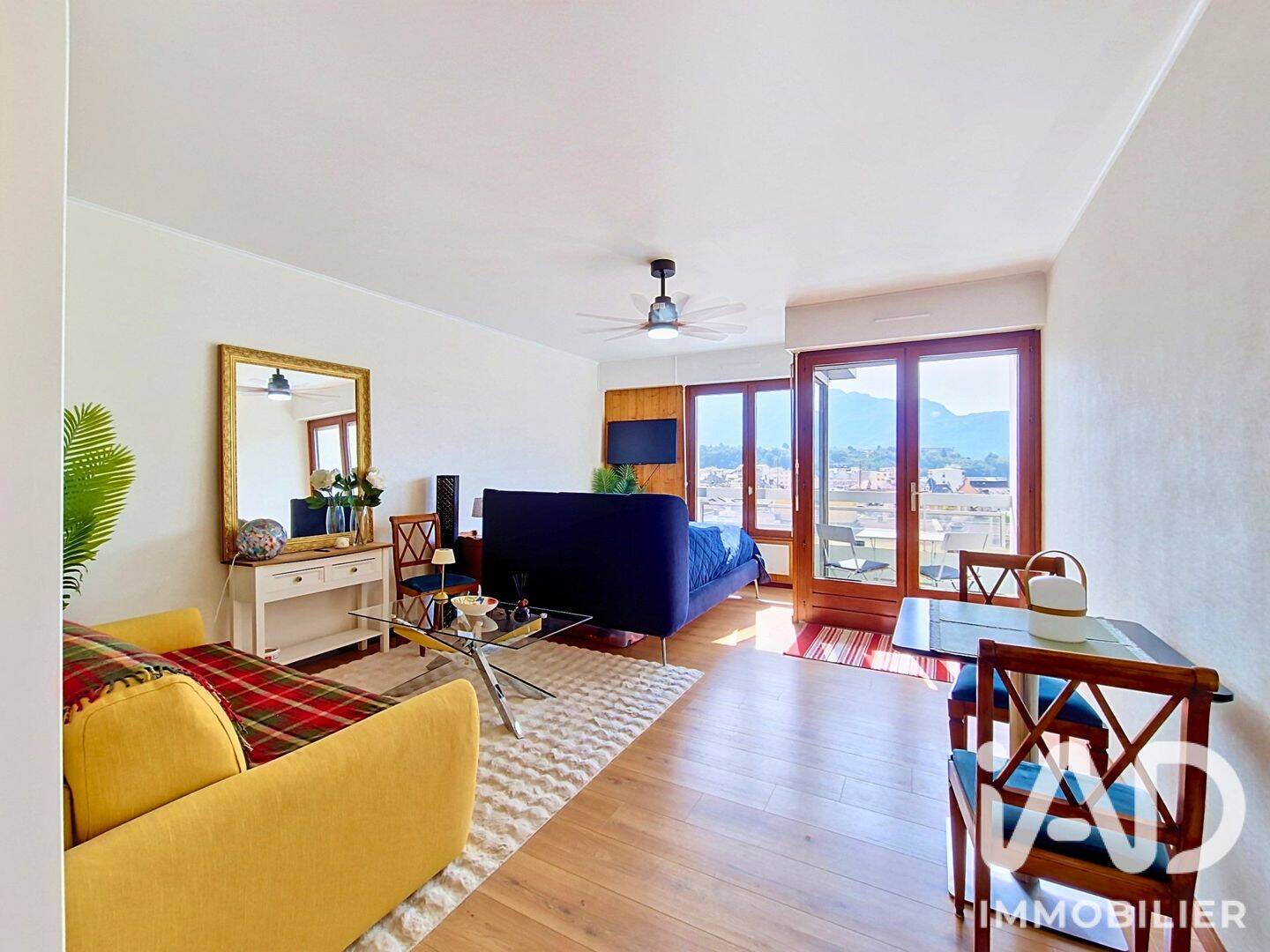 Appartement 1 pièce 28 m² · à Aix-les-Bains · 27,7 m² · 158 000 €