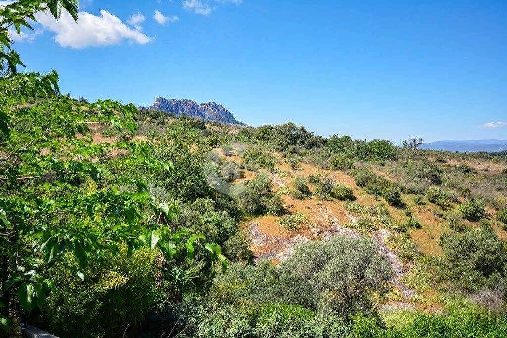 Maison 4 pièces 109 m² · à Roquebrune-sur-Argens · 109 m² · 379 000 €