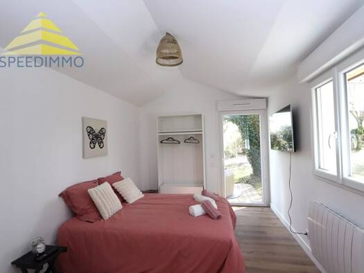 Colocation à louer 690 € 1 pièce 14 m² RDC Mandres-les-Roses 94520