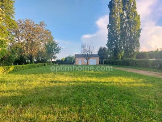 Terrain constructible à vendre 67 000 € 1 357 m² de terrain Saint-Amand-en-Puisaye 58310