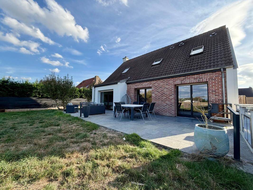 Maison 6 pièces 150 m² · à Lorgies · 150 m² · 399 000 €