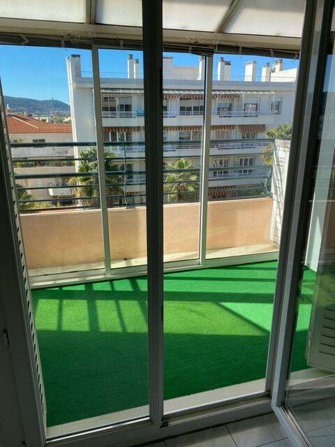 Appartement 3 pièces 60 m² · à Hyères · 60,1 m² · 851 €