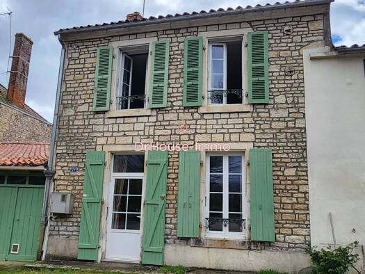 Maison à louer 650 € 5 pièces 3 chambres 89 m² Le Langon 85370