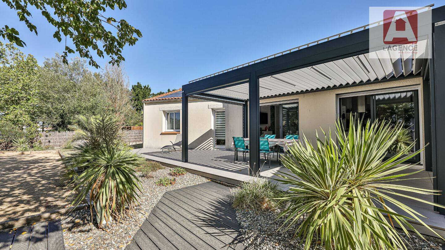 Maison 5 pièces 124 m² · à Givrand · 124 m² · 421 000 €