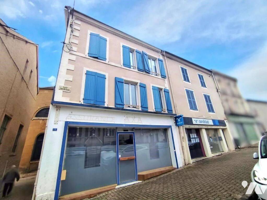 Maison 12 pièces 382 m² · à Stenay · 382 m² · 290 000 €