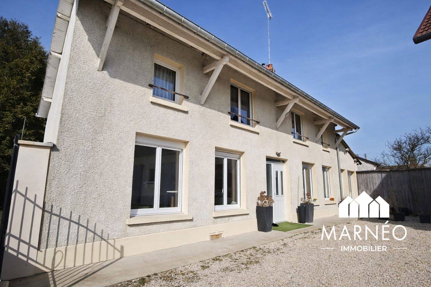 Maison 6 pièces 192 m² · à Arcis-sur-Aube · 192 m² · 245 000 €