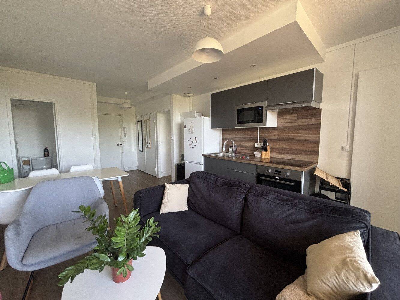 5 pièces 76 m² · à Gradignan · 76 m² · 450 €