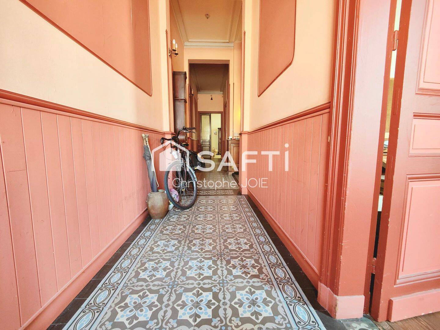 Maison 10 pièces 302 m² · à Bordeaux · 302 m² · 867 000 €