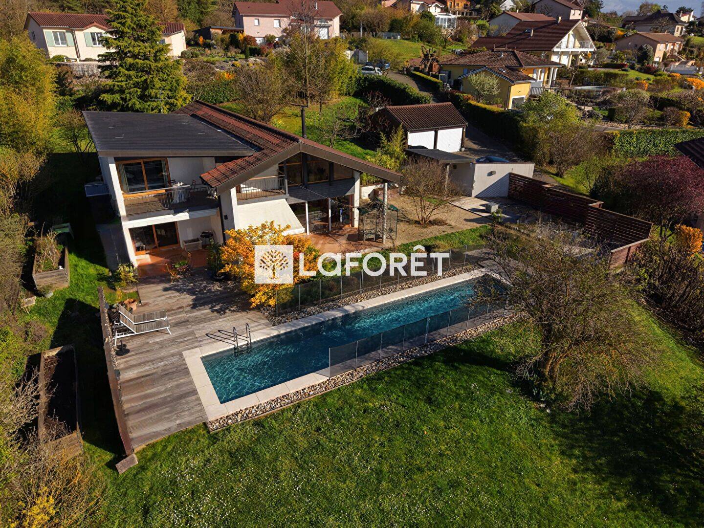 Maison 6 pièces 204 m² · à Ceyzériat · 203,5 m² · 750 000 €