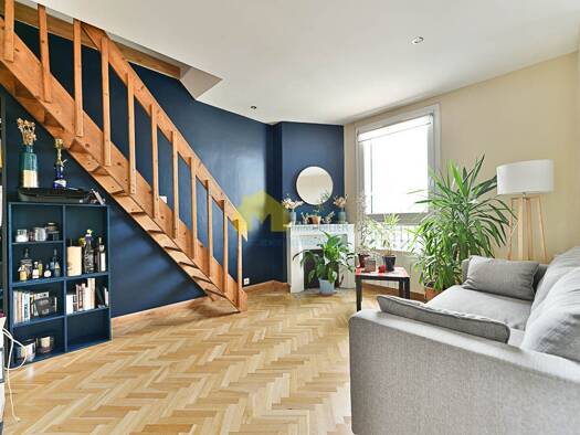 Duplex à louer 1 099 € 3 pièces 2 chambres 62 m² Étage 2/2 Grenat Longjumeau 91160