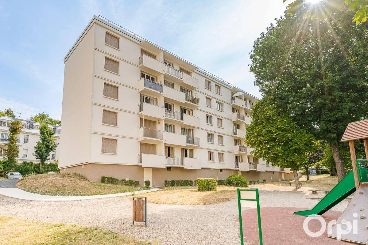Appartement 3 pièces 58 m² · à Gagny · 58,3 m² · 149 000 €