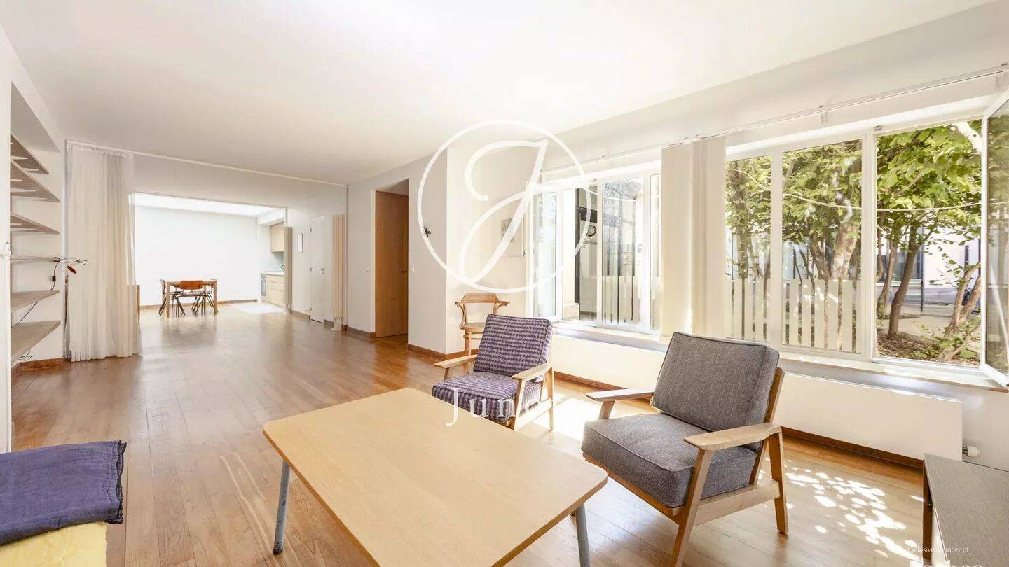 Appartement 2 pièces 78 m² · à Paris 15ème Arrondissement · 78,4 m² · 2 500 €/mois
