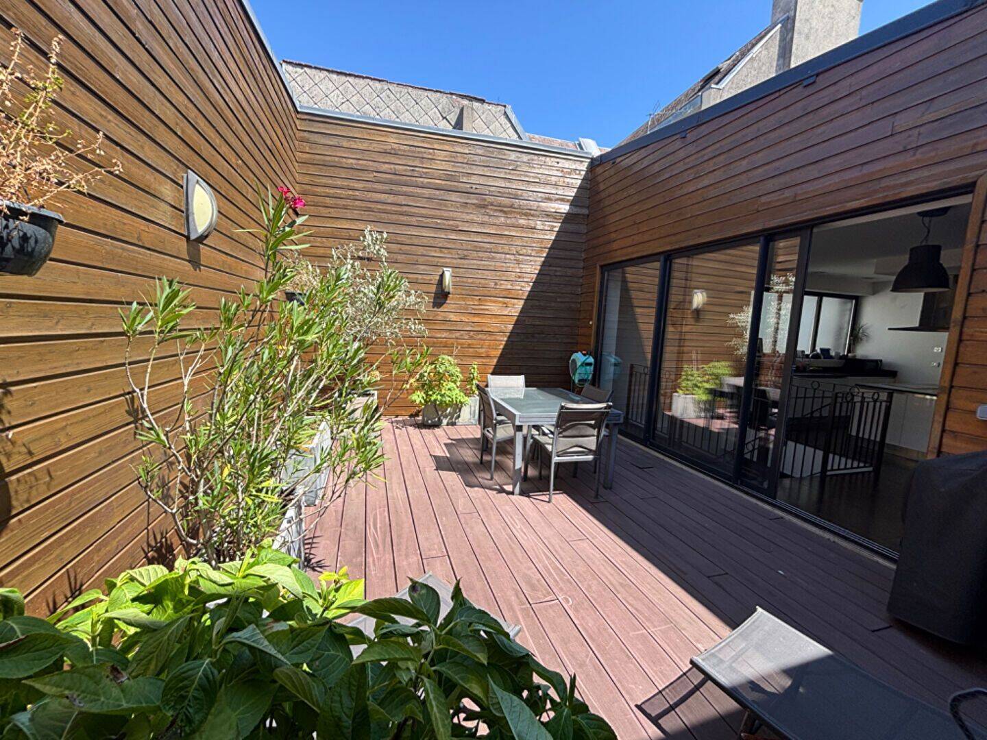Appartement 5 pièces 152 m² · à Saint-Quentin · 152 m² · 215 000 €