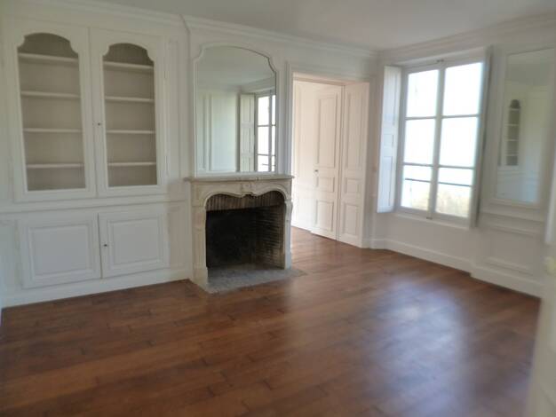 Appartement à vendre 295 000 € 3 pièces 2 chambres 59,6 m² Étage 1/2 Fontainebleau 77300