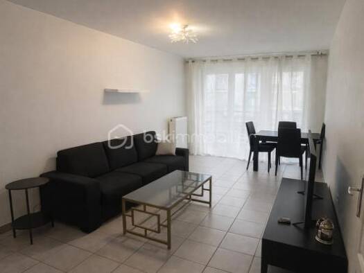 Appartement à vendre 155 000 € 2 pièces 1 chambre 43,4 m² Étage 1/3 Vert Galant Villepinte 93420